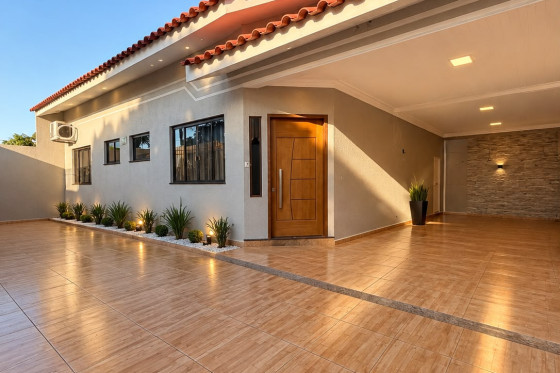 Casa à venda - 149.47m² - Jardim Curitiba, Goioerê-PR