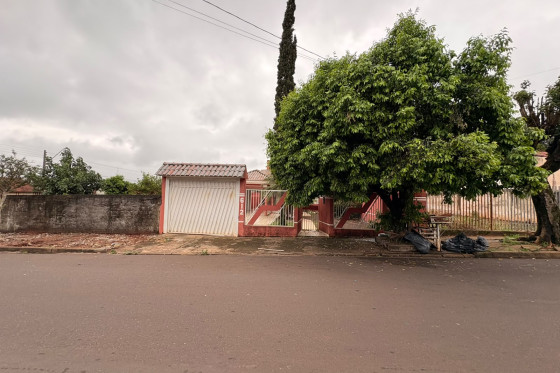 Casa para alugar - 168.40m² - Centro, Goioerê-PR