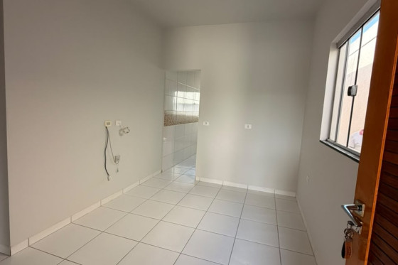 Casa para alugar - 61.99m² - Jardim Cristo Rey, Goioerê-PR