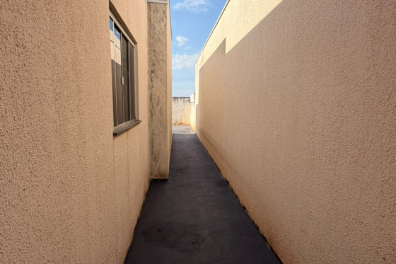 Casa para alugar - 61.99m² - Jardim Cristo Rey, Goioerê-PR