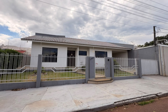 Casa para alugar - 130m² - Jardim Colina Verde, Goioerê-PR