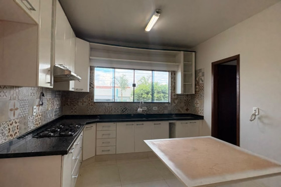 Casa para alugar - 130m² - Jardim Colina Verde, Goioerê-PR
